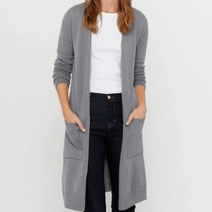 100% Cashmere cardigan sweater